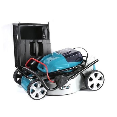 Газонокосилка Makita DLM460PT2 + два аккумулятора, зарядное устройство