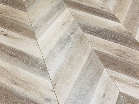 Ламинат Lamiwood Classic 802 Дуб Австрийский 1220х300х12 мм