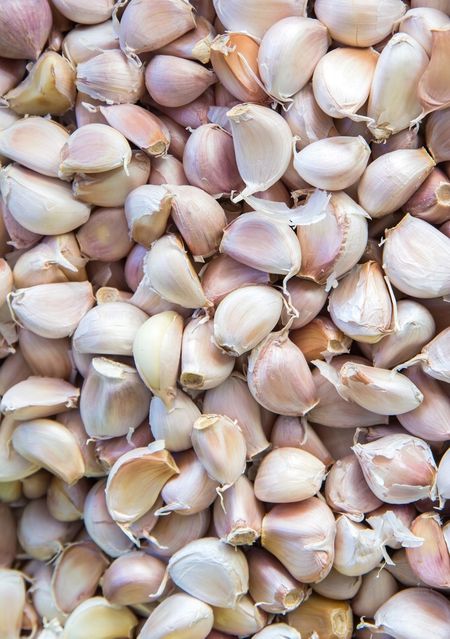 Чеснок Любаша 1 уп 400 грзубчики калибр 34 299₽