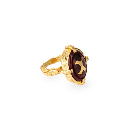 Gem Kingdom Позолоченное кольцо с темнокрасным акрилом и золотистым узором