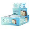 One Brands, ONE, протеиновые батончики, вкус «Именинный пирог», 12 шт. по 60 г (2,12 унции)