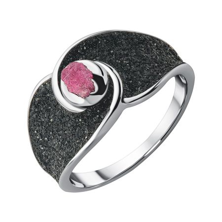 Серебряное кольцо с глиттером и рубином 2490₽