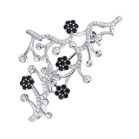 Серебряная брошь с фианитами и родированием 3390₽