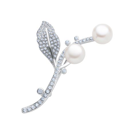 Серебряная брошь с жемчугом и фианитами с родированием 3920₽