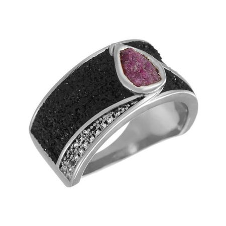 Серебряное кольцо с глиттером и фианитами с позолотой 1800₽