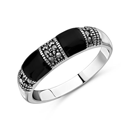 Серебряное кольцо с ониксом и марказитами 2320₽
