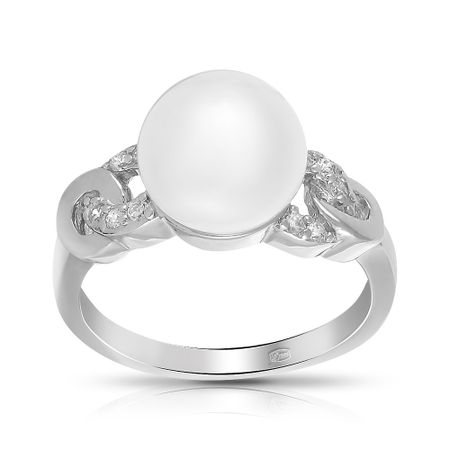 Кольцо из серебра с жемчугом и фианитами 1380₽