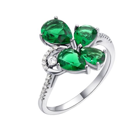 Кольцо из серебра с кварцем и фианитами 1790₽