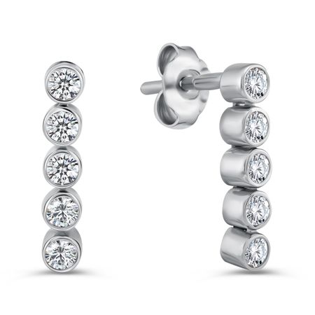 Серебряные серьги с фианитами 1390₽