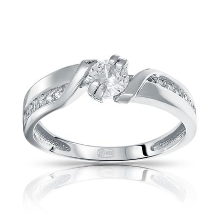 Кольцо из серебра с фианитами 1790₽