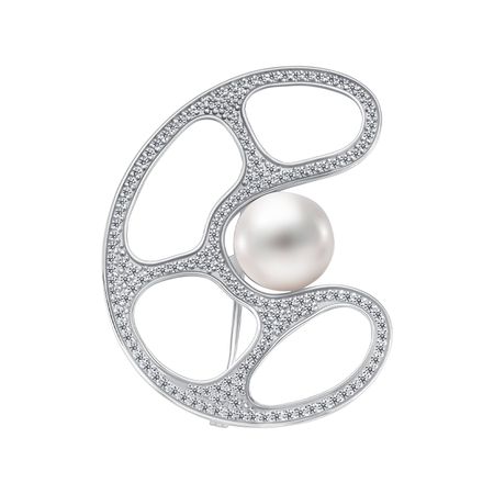 Серебряная брошь с жемчугом и фианитами 6500₽