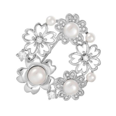 Брошь из серебра с жемчугом и фианитами 7490₽