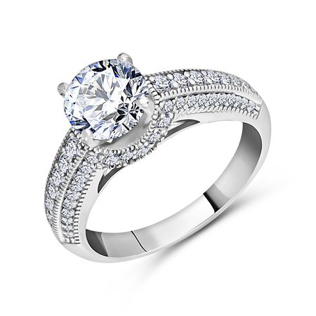 Серебряное кольцо с кварцем и фианитами 3990₽