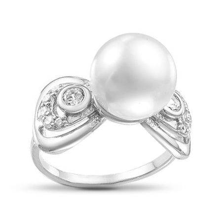 Кольцо из серебра с жемчугом SWAROVSKI и фианитами 990₽