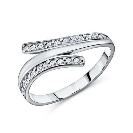 Серебряное кольцо с фианитами 580₽