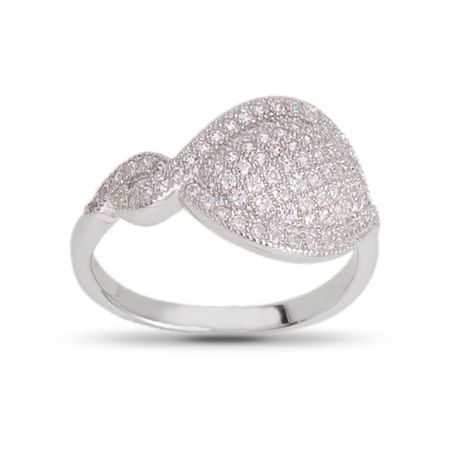 Серебряное кольцо с фианитами 790₽