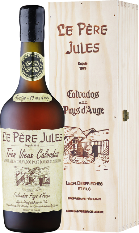 Le Pere Jules Pays d'Auge AOC 40 y.o. (wooden box)