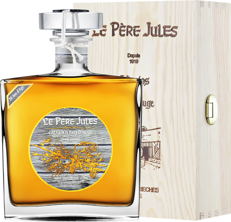 Le Pere Jules Pays d'Auge AOC 20 y.o. (in decanter and wooden box)