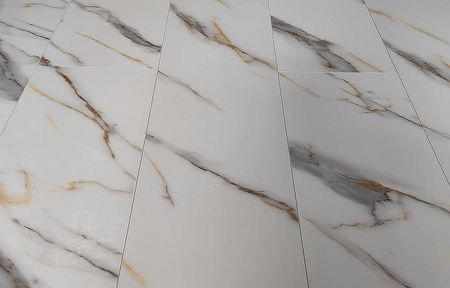 Виниловый ламинат Stone Floor MSPC Big Stone DC833 MР Бело-золотой мрамор 1220х234х8 мм 6465₽