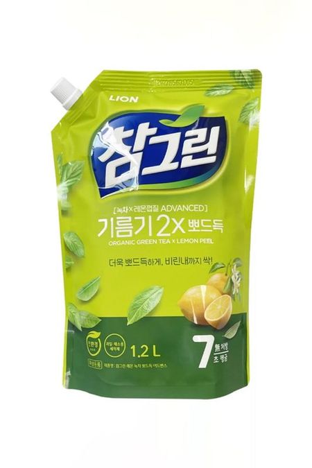 Средство для мытья посуды овощей и фруктов Lion 487₽