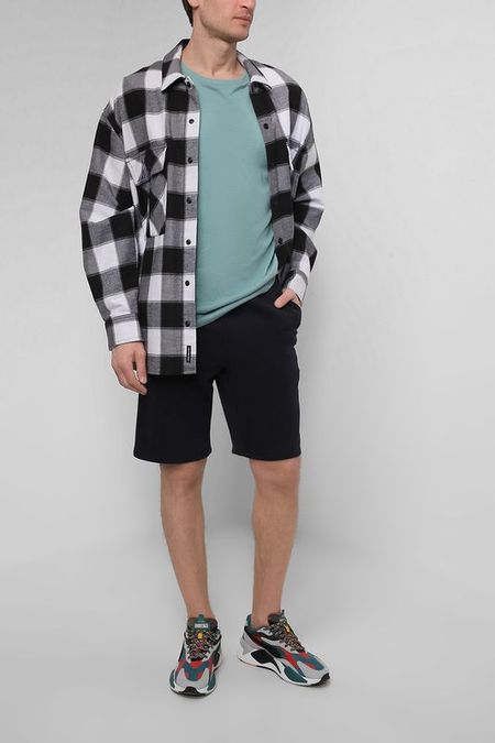 Шорты с карманами Karl Lagerfeld 7340₽