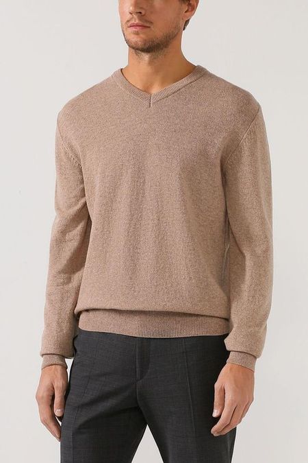 Шерстяной пуловер с V-образным вырезом DMolina 4507₽