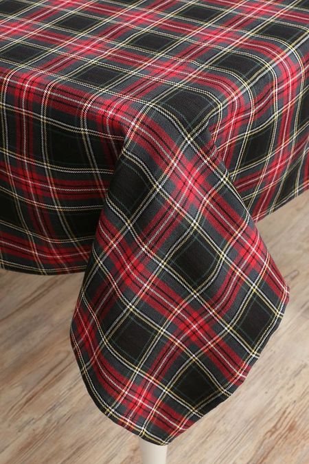 Скатерть в клетку Tartan Dark COINCASA 5590₽