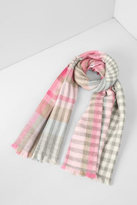 Шерстяной шарф в клетку Apart 1567₽