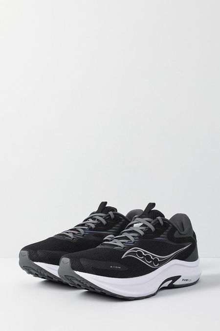 Беговые кроссовки Axon 2 Saucony 6490₽