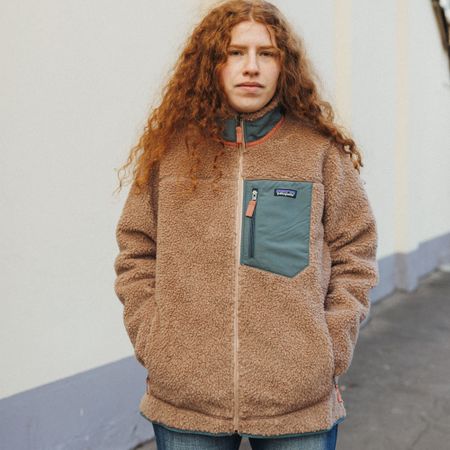 Флиска Patagonia женская Classic Retro-X Fleece Jacket pampas tan - nouveau green