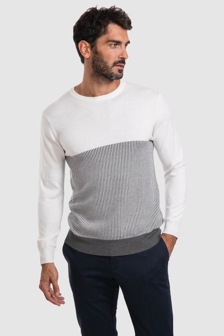 Джемпер в полоску 2399₽