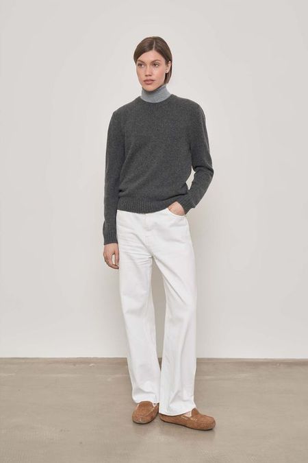 Кашемировый свитер с круглым вырезом Dasha Phi