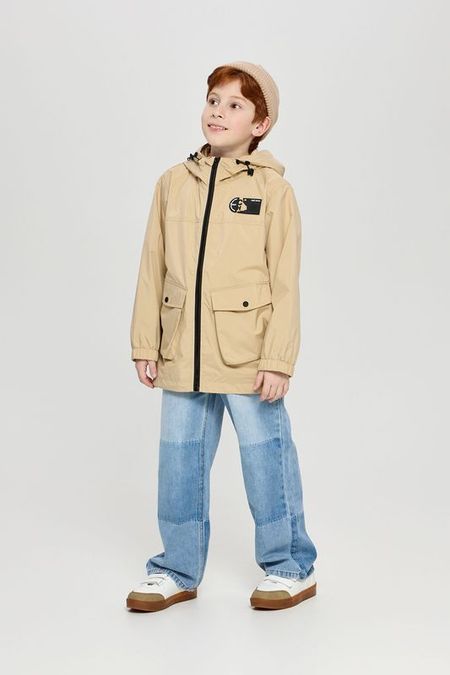 Ветровка с капюшоном и накладными карманами Choupette 5925₽