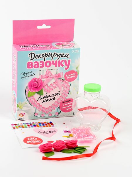 Декорируем вазочку, любимой маме