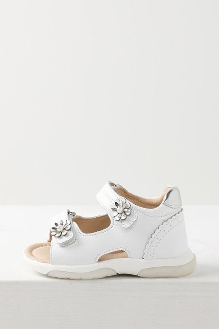 Сандалии кожаные с декором Mursu 2290₽