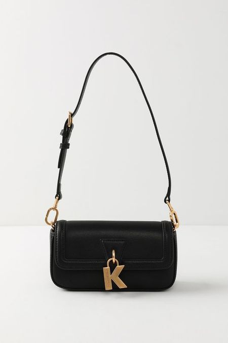 Сумка кросс-боди кожаная Lock Karl Lagerfeld 12907₽