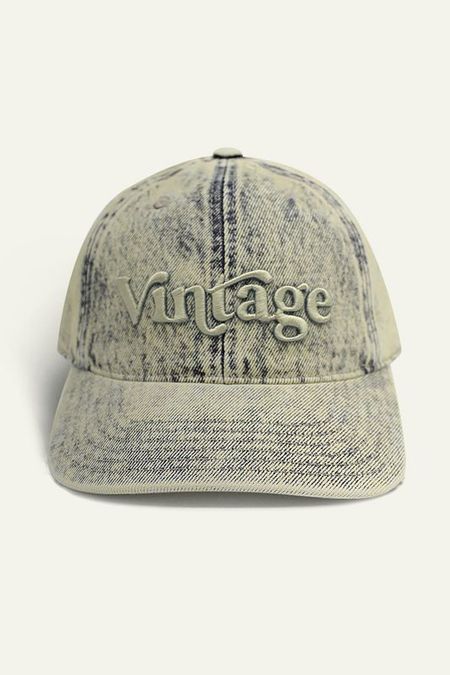 Бейсболка джинсовая с вышивкой Totti 1155₽