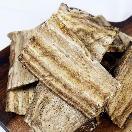 600 г натурального сушеного корня кудзу, напоминающего природу