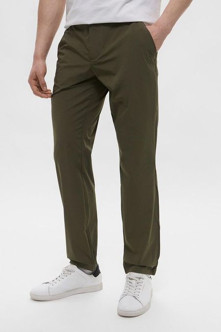 Брюки зауженного кроя Lacoste 15386₽