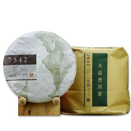 2014 TAETEA 7542 Шэн Пуэр Дайи 1401 Batch Raw Pu er Menghai Чайный пирог 357г