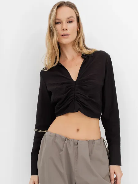 Укороченная блузка со сборкой SAVAGE 1599₽