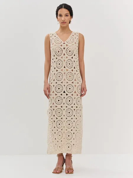 Пляжное платье-туника с ажурной вязкой SAVAGE 2299₽