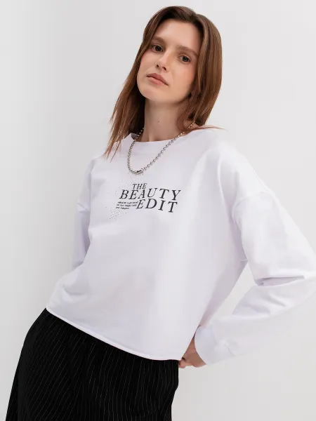 Укороченный свитшот с принтом и сияющими стразами SAVAGE 1499₽