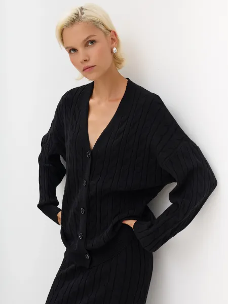 Вязаный кардиган с косами SAVAGE 3399₽