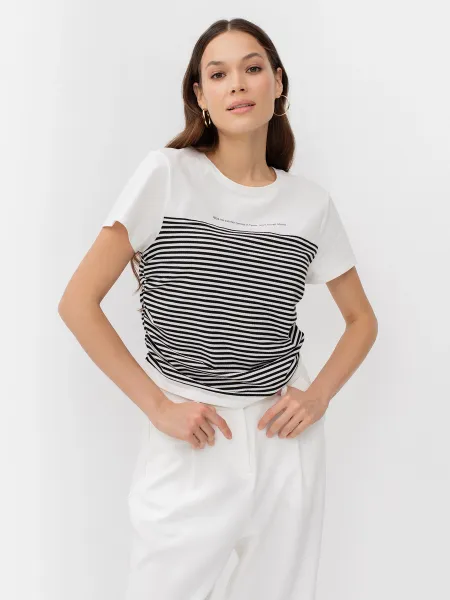 Футболка в частую полоску с шрифтовым принтом SAVAGE 1599₽