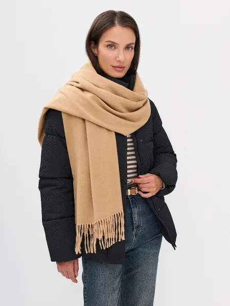 Однотонный палантин с бахромой по краям SAVAGE 1499₽