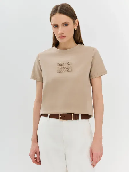 Футболка с объемной вышивкой SAVAGE 1399₽