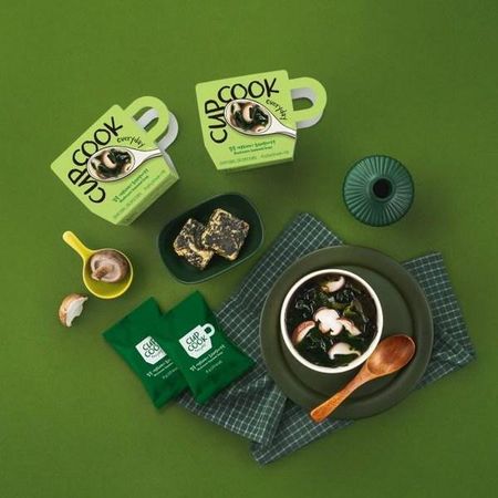 2 types of healthy soup ready in 30 seconds / Cup Cook Everyday Shiitake Mushroom Seaweed Soup Dried Pollack Bean Sprout Soup, Korean convenience food