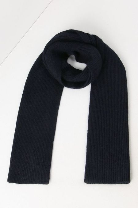 Однотонный шарф BELUCCI 2565₽