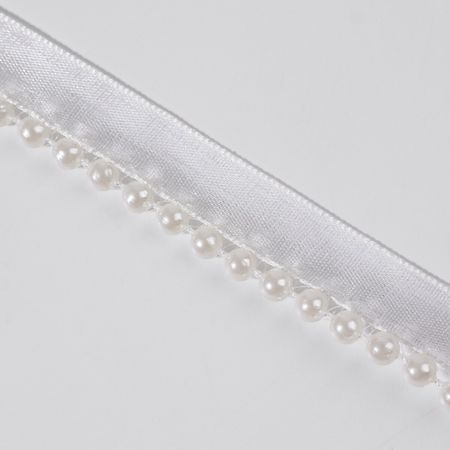 Лента декоративная с бусинами, 12 мм, 4.5±0.5 м, белая